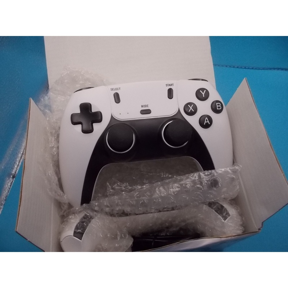 Retro Game Stick 4K Wireless Console with Dual 2.4G Controllers White Black